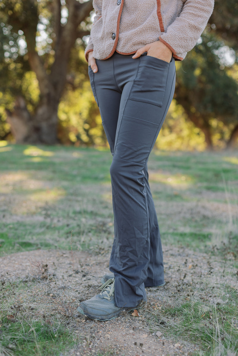 EVERYDAY BOOTCUT PANT